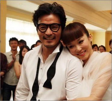 李亚鹏支持王菲复出 李嫣成年后接受整形