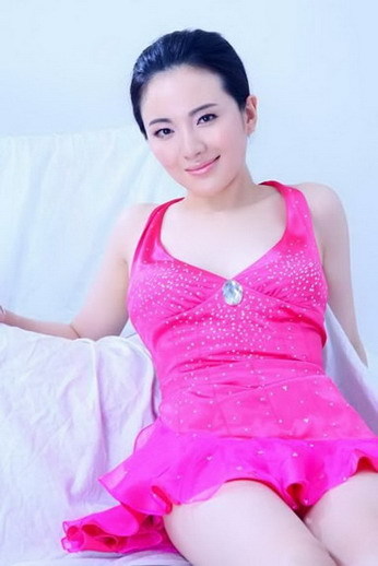 周润发干女儿惊艳私房写真