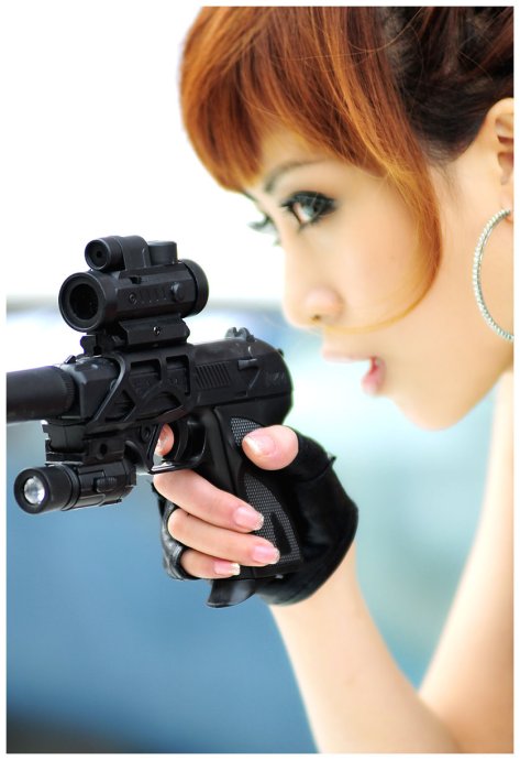 超靓性感持枪美女