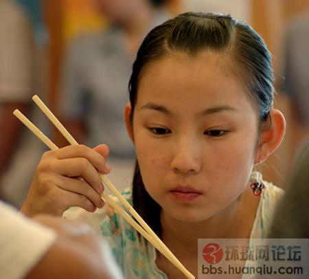 中国每年消耗450亿双筷子