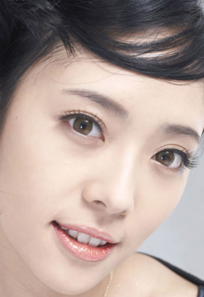 3个眼线使用小技巧 变身无敌电眼妹