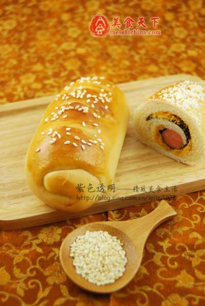 肉松香肠包&培根海苔包
