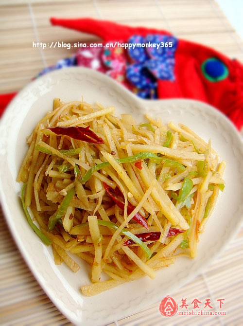 尖椒土豆丝+香辣土豆饼
