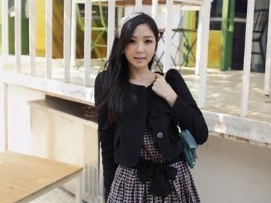 靓丽甜美系搭配变身办公室女王