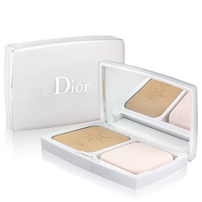 dior 雪晶灵极净透白粉饼